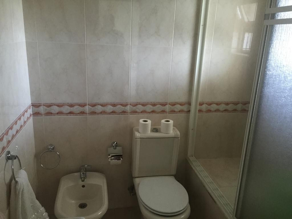 Lagos Ocean View Guesthouse Værelse billede